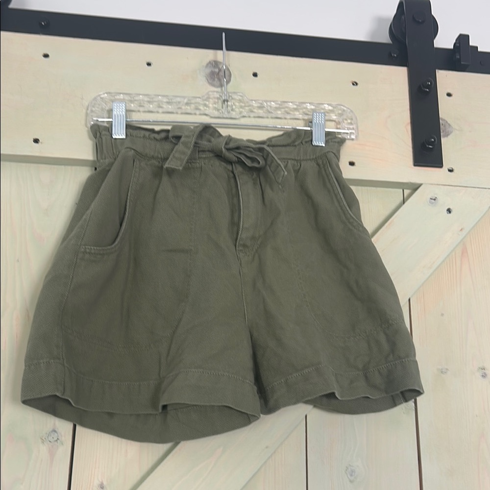 Old Navy High Waist Green Shorts Relaxed Fit
